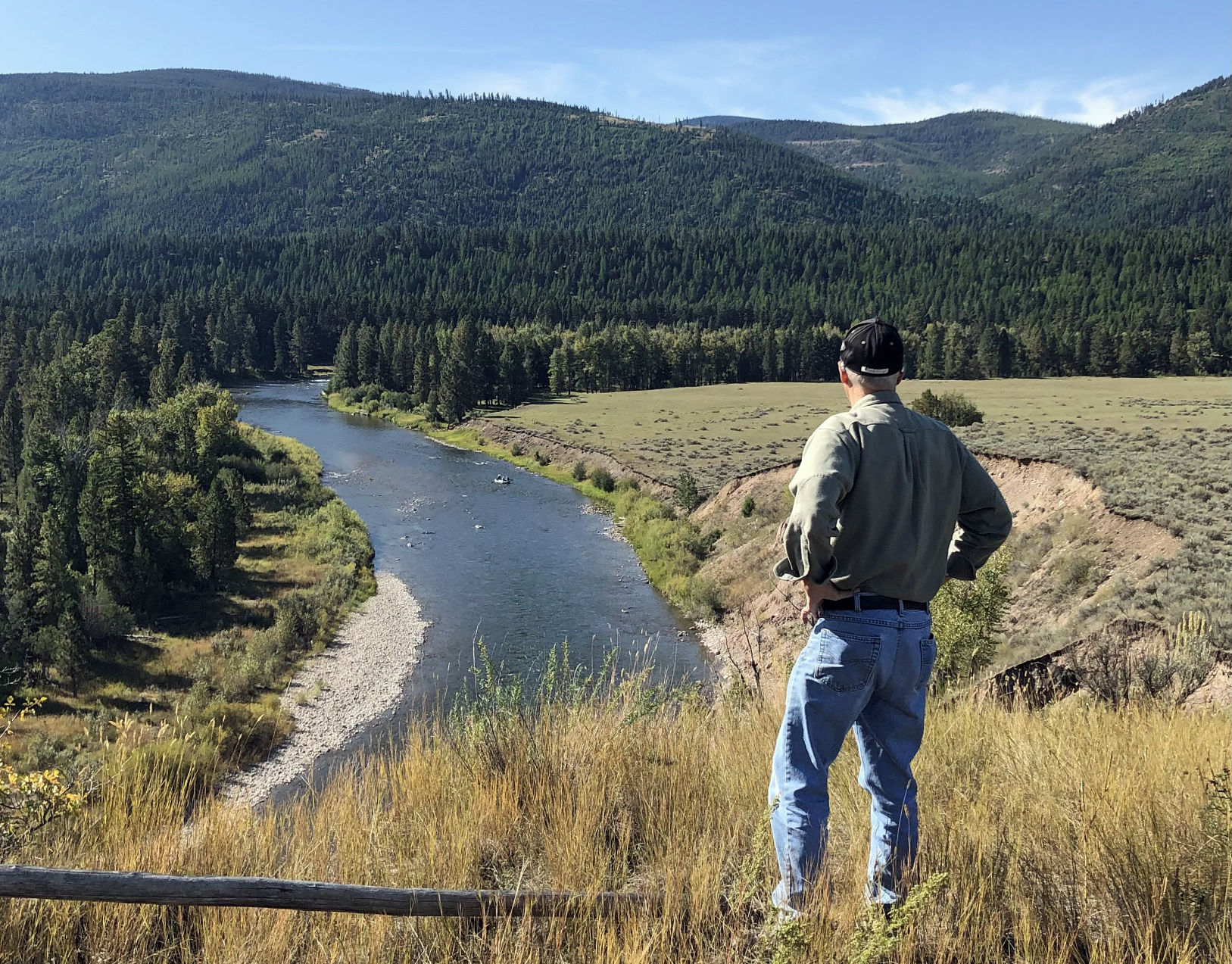 El autor estudia las cabeceras del río Blackfoot